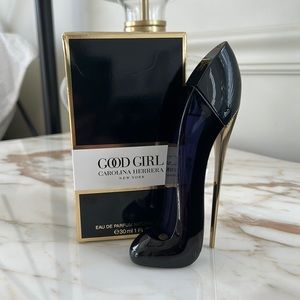 Carolina Herrera Good Girl Perfume NEVER BEEN USED